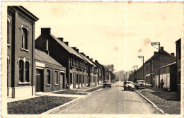 QUEVAUCAMPS / RUE ROYER - Belöil