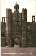 CPA Carte Postale Royaume Uni Hampton Court Palace  The Clock Tower VM81206 - London Suburbs