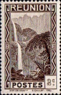 Réunion Poste N* Yv:126 Mi:126 Cascade St-Denis (Trace De Charnière) - Unused Stamps