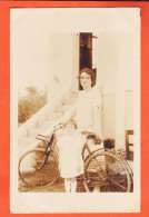32074 / ⭐ ♥️ Carte-Photo Bicyclette Filet Protection Roue Arrière Porte-Bagage Maman Et Sa Fillette  1920s - Photographs