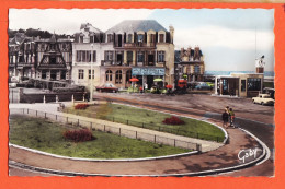 32284 / ⭐ VILLERS-sur-MER 14-Calvados POUSSET Restaurant-Bar-Café Gars NORD Square Jean MERMOZ 1950s Photo-Bromure - Villers Sur Mer