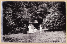 32041 / ⭐ Carte-Photo 1910s à Localiser Famille Enfants Parc Rochers - Papier GUILLEMINOT PARIS - Foto