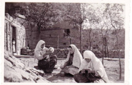 Photo Originale - Turquie - ANKARA 1947 - Femmes Turques Dans La Vieille Ville - Plaatsen