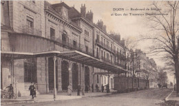 DIJON Bd De Sevigné Et Gare Des Tramways - Dijon