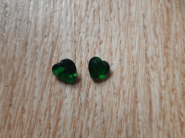 Lot De 2 Grenats Verts En Forme De Coeur, Inde, 4,3 Carat, 8 Mm - Other & Unclassified