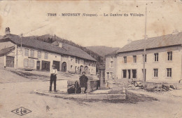 MOUSSEY  -  VOSGES  -  (88)  -  PEU  COURANTE  CPA  ANIMEE   -   LE  CENTRE  DU  VILLAGE. - Moussey