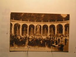 Versailles (Château) - Le Château - Un Jour De Grandes Eaux - La Colonnade De Mansart, L'enlèvement De Proserpine Par Gi - Versailles (Kasteel)