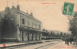 VILLERSEXEL - La Gare. - Gares - Avec Trains