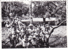 Old Real Original Photo - Group Of Naked Men Women Girls In Bikini In Front Of A Lake - Ca. 8.5x6 Cm - Anonymous Persons