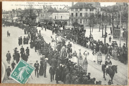 CPA TROYES Mardi Gras 1911 - Les Champagnes De L'Aube Et De Soisson Et Leur Artillerie - Défilé - Fête - Troyes