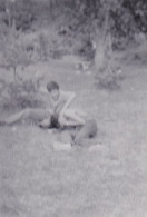 Old Real Original Photo - Naked Boy Playing In Nature - Ca. 8.5x6 Cm - Anonymous Persons