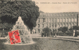 P4-78 Versailles-GRANDES EAUX BASSIN DE LA PIRAMIDE CP ANIMEE - Versailles