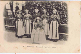 FOLKLORE - PYRENEES - Costumes Du Pays ( 6 Jeunes Femmes ) - D. T. N° 4 - Kostums