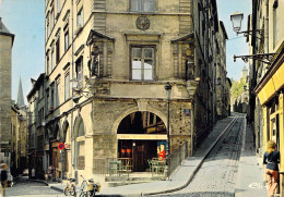 69 - Lyon - Place De La Trinité - Montée Du Gourguillon - Rue Saint Georges - Lyon 5