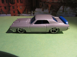 FORD MERCURY COUGAR ILIMINATOR - HotWheels