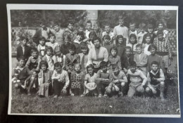 #3      Photo Noir Et Blanc Garçon Fille Photo D’école Photo De Groupe / Boy Girl School Photo Group Photo - Anonymous Persons