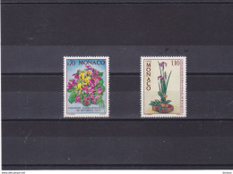 MONACO 1974 Bouquet De Fleurs, Violettes Et Chèvrefeuille, Ikebana Yvert 984-985, Michel 1141-1142 NEUF** MNH - Neufs