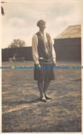 R138467 Woman. Old Photography. Postcard - Monde