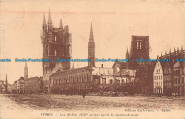 R139504 Ypres. Les Halles XIIIe Siecle Apres Le Bombardement. Callewaert - Monde