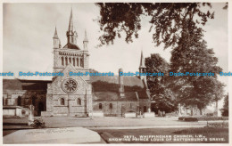 R138485 Whippingham Church. I. W. Showing Prince Louis Of Battenburgs Grave. Sol - Mundo