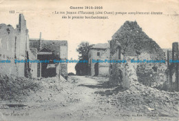 R139520 Guerre. La Rue Jeanne DHarcourt Cote Ouest Presque Completement Detruite - Mundo