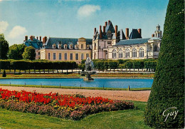 77 - Fontainebleau - Palais De Fontainebleau - La Façade Du Palais Sur Le Parterre Et Le Bassin Du Tibre - Fleurs - Cart - Fontainebleau