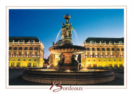 33 - Bordeaux - La Place De La Bourse Et Et La Fontaine Des Trois Grâces - Vue De Nuit - CPM - Voir Scans Recto-Verso - Bordeaux