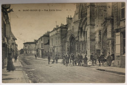 Saint-Dizier - Rue Emile Giros. Vue Assez Rare (porche église). TRES ANIMEE. 1921 - Saint Dizier