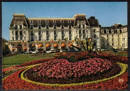 14 - CABOURG -  La Plage Des Fleurs - Le Grand Hôtel Et Les Jardins - CPM - Cabourg