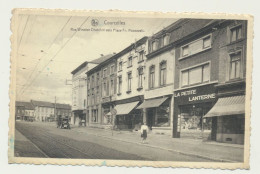 COURCELLES - Rue Winston Churchill Vers Place Fr. Roosevelt - Commerces - Animée - Courcelles