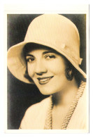 LOIS WILSON // MAGNA GOLDEN AGE: A BOOK OF 30 POSTCARDS - Entertainers