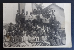 #3      Photo Noir Et Blanc Garçon Fille Photo D’école Photo De Groupe / Boy Girl School Photo Group Photo - Anonyme Personen