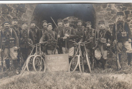 Vienne , Carte Photo Militaire 6 Groupe Cycliste - Vienne