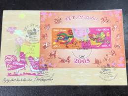 VIET  NAM ENVELOPE-F.D.C BLOCKS-(2004 Year Of The Cock)1 Pcs Good Quality - Viêt-Nam