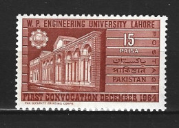 PAKISTAN. N°210 De 1965. Université. - Otros & Sin Clasificación