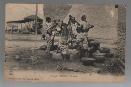 CPA - Sénégal - Dakar - Au Puits - Animée - Circulée - Senegal