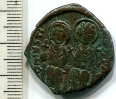 JUSTINII And SOPHIA AE Follis Constantinople 527AD Large M CON #ANC12433.75.E.A - Byzantines