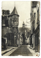 58 Nevers - Rue De La Loire - Maison A Echauguette - Dans Le Fond La Cathedrale - Nevers