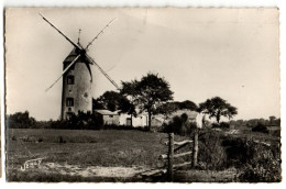 Saint Jean De Mont- Un Moulin A Vent - Saint Jean De Monts