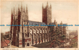 R140184 Canterbury Cathedral. S. W - Wereld