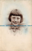 R139249 Child. Old Photography. Postcard - Wereld