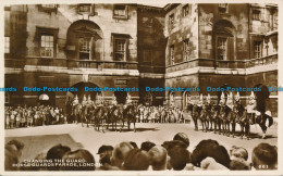 R139255 Changing The Guard. Horse Guards. London. RP. 1953. B. Hopkins - Autres & Non Classés