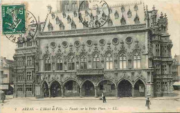 62 - Arras - L'Hotel De Ville - Façade Sur La Petite Place - Animé - Ecrite En 1908 - CPA - Voir Scans Recto-Verso - Arras