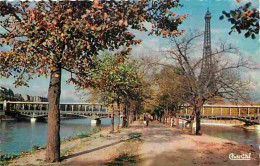 75 - Paris - Tour Eiffel - La Seine - Carte Neuve - CPM - Voir Scans Recto-Verso - Eiffelturm