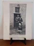 Reine ASTRID & Roi Léopold III - 1932 - ANDERLECHT - Inauguration Du Musée De La Maison D'Erasme -LARGE Photo:37 X 28 Cm - Andere & Zonder Classificatie