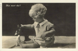 ENFANTS Portrait Vintage Carte Postale CPSMPF #PKG898.FR - Portretten