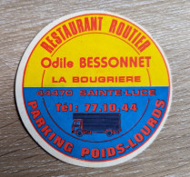 AUTOCOLLANT RESTAURANT ROUTIER  LA BOUGRIERE - ODILE BESSONNET - SAINTE LUCE SUR LOIRE 44 LOIRE ATLANTIQUE - RESTAURANT - Aufkleber