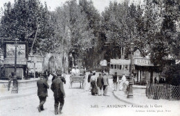 84  AVIGNON AVENUE DE LA GARE ANIMEE - Avignon