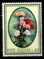 ITALIE     -   1966.   Y&T N° 947  *.    FLEURS   /   OEILLETS - 1961-70: Nieuw/plakker