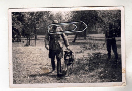 PHOTO GUERRE CHAR TANK WW2 OFFICIER ALLEMAND AVEC CHIEN - Guerre, Militaire